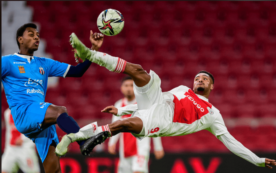 国际比赛日荷甲焦点战，北京首钢更衣室发声，信心回归，轮换策略成焦点的简单介绍