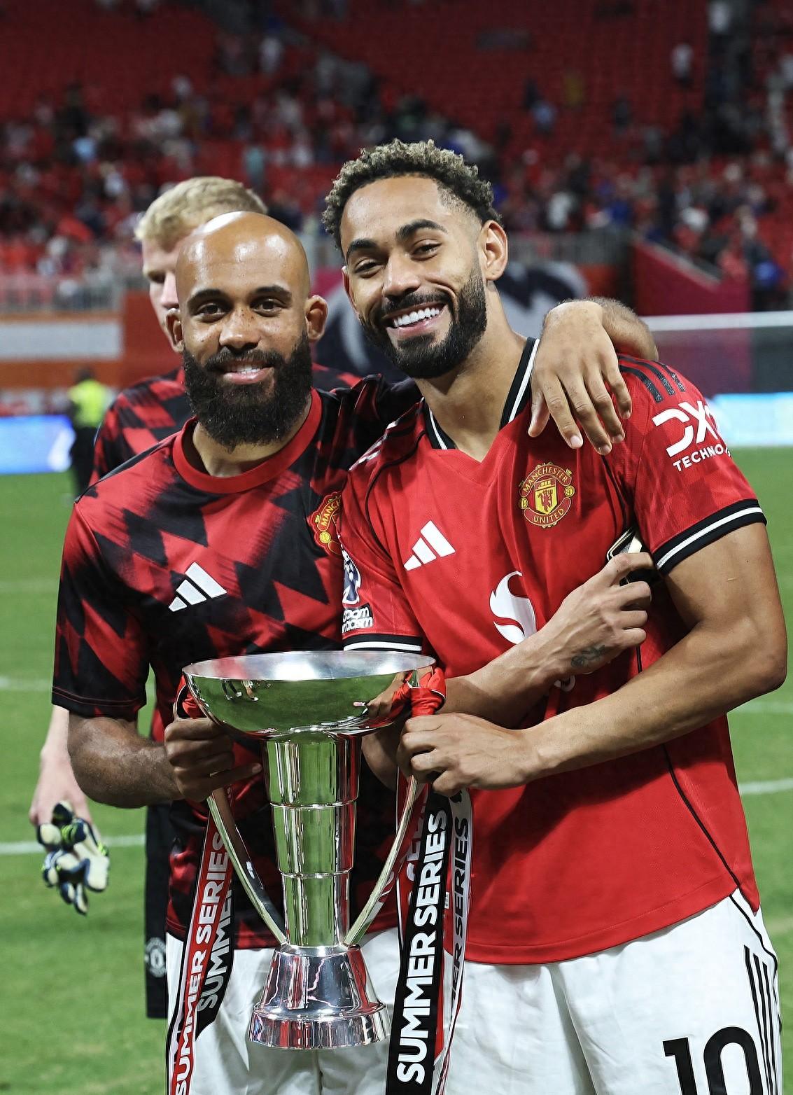 包含转会期西甲焦点战,曼联造点机会,质疑声仍在,阵容厚度经受考验的词条 包含转会期西甲焦点战,曼联造点机会,质疑声仍在,阵容厚度经受考验的词条